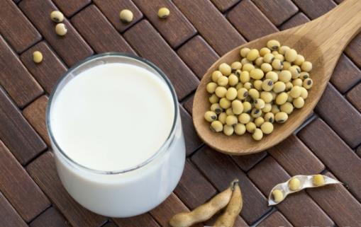 喝豆浆有利于养生保健 女性常喝豆浆的好处