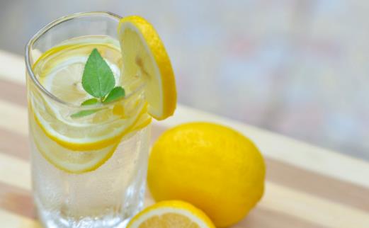 喝柠檬水的好处 柠檬水的正确泡法