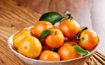 多吃黄色水果能让皮肤变黄 橘黄症是小儿多发的病症