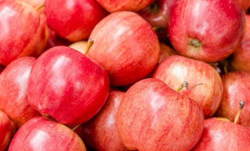 苹果切开不变色的四个方法，哪个更好？