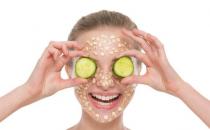 日常DIY黄瓜面膜的制作方法 分享黄瓜敷脸的正确方法