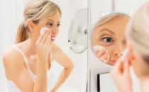 ​眼部卸妆油的使用指南 卸妆品在脸上不宜久留