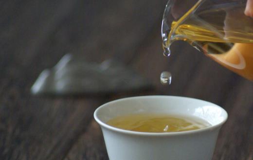 分析空腹喝茶的危害 饮茶的十一条军规