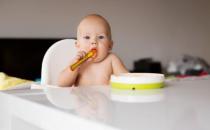 ​宝宝可以添加辅食的信号 宝宝添加辅食需讲究原则