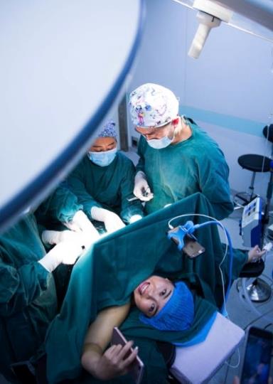 北京韩啸医生：为什么假体隆胸手术之后胸部疼痛