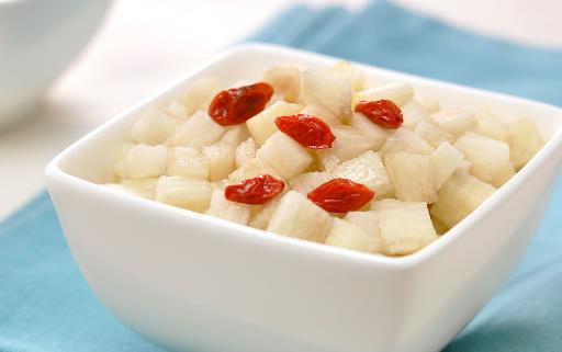 想要拥有美丽的容颜 美容养颜六个食疗方来帮助