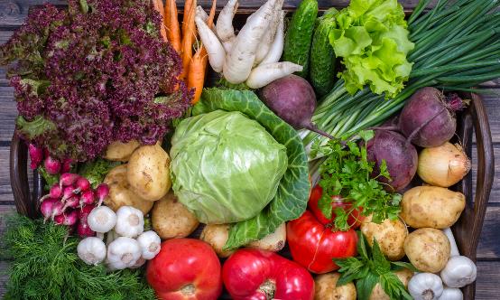 人一辈子平均吃7.5万顿饭 要健康深色蔬菜每天要过半