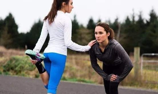 最简便有效的跑步减肥法 帮你塑型瘦手臂和腰腹