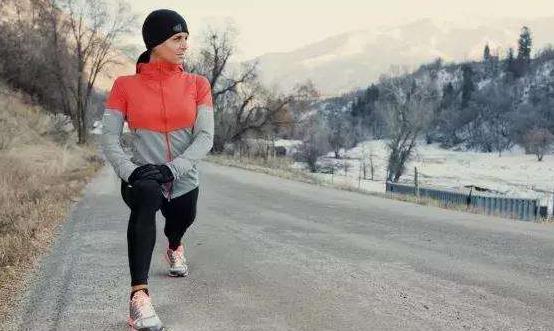 最简便有效的跑步减肥法 帮你塑型瘦手臂和腰腹