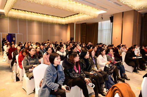 热烈庆祝重庆北部妇产医院不孕不育的路径研讨会议成功召开