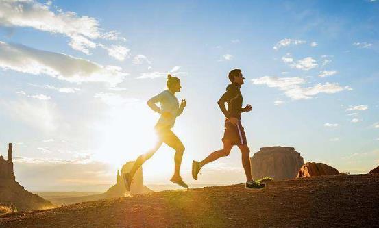 早上跑步和晚上跑步的选择 跑步减肥的正确方法