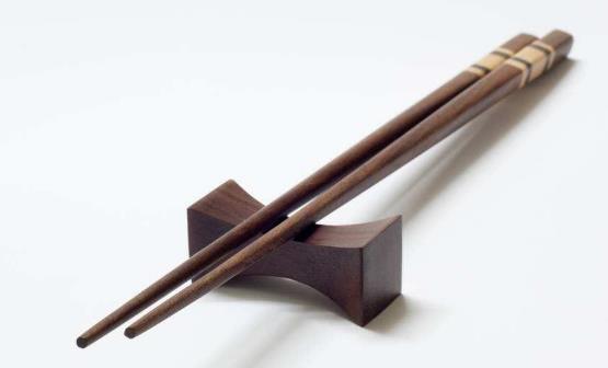 筷子和癌症扯上关系的原因 健康使用筷子降低健康隐患