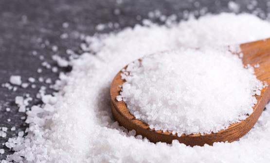 盐与健身并不是水火不容 少吃或不吃盐会使身体脱水