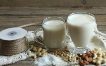 ​牛奶是最好的补钙选择 能够保留营养的热牛奶方法