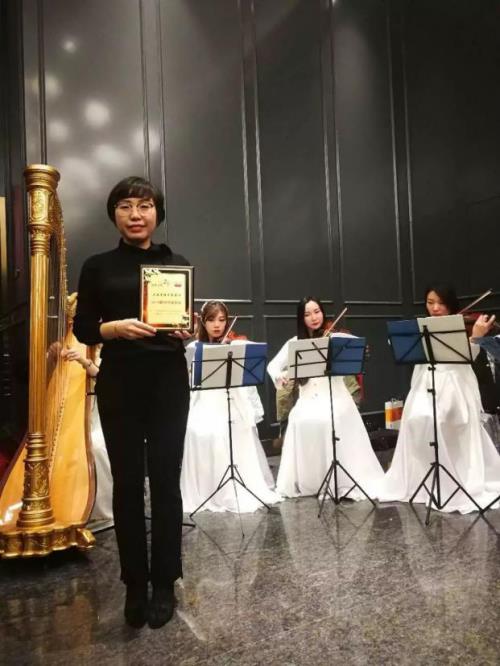 贝因美育婴博士与您一路同行！共同参加2019母亲微笑行动