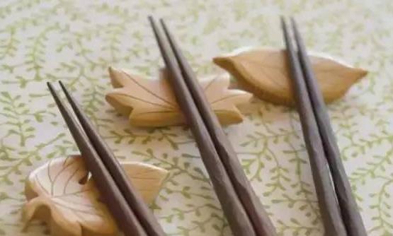 筷子致癌引起关注和恐慌 安全正确使用筷子的方法