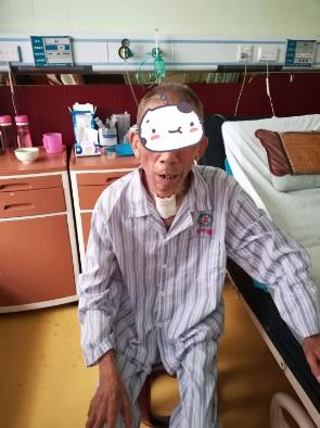 深圳龙城医院好不好【春暖回家路】新年患者送锦旗