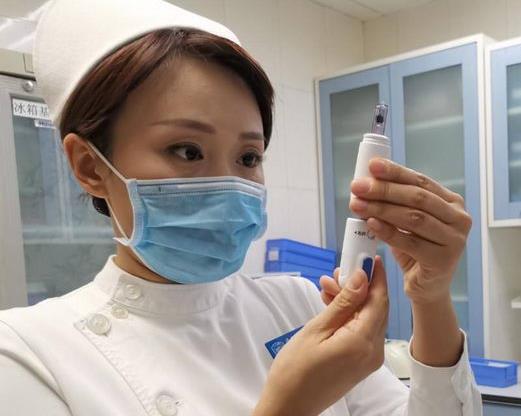 快舒尔无针注射器获第12届健康中国“十大医疗器械奖项”