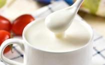 ​常喝喝酸奶的七大好处 饭后喝酸奶对肠胃好