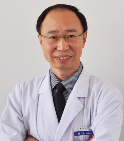 八大处整形杨欣：割了双眼皮还不好看怎么办