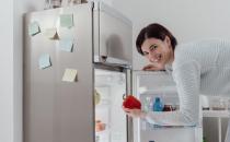 警惕冰箱导致的食物中毒 四类食物不宜放入冰箱存放