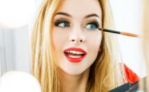 ​化妆品污染易致四种眼病 如何预防化妆性眼病