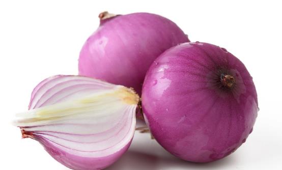 吃素对中老年人冬季养生是好的选择 洋葱改善动脉粥样硬化