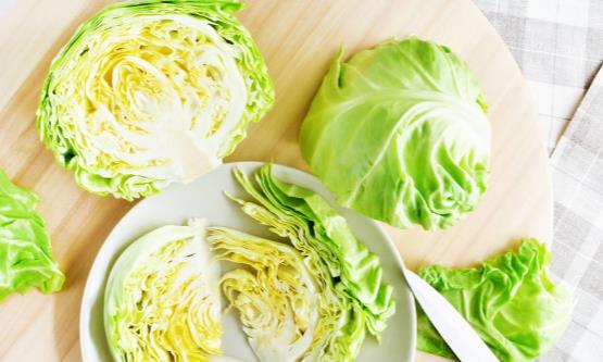 吃素对中老年人冬季养生是好的选择 洋葱改善动脉粥样硬化