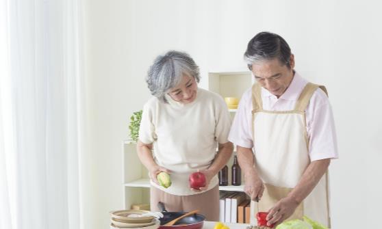 老年人养生饮食上要注意的三低 老年人10种正确饮食法
