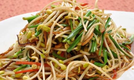 孕中期应掌握少吃多餐的原则 推荐6道简单的夜宵食谱