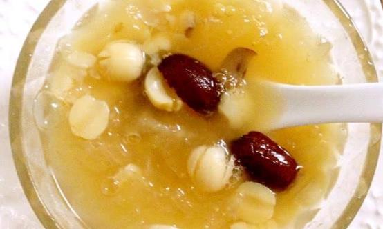 孕期多吃这些食物 宝宝皮肤会白嫩哦