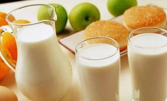 孕妇补钙的最佳方法之一喝牛奶 6类孕妇不宜喝牛奶