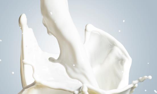 爱喝香浓牛奶的人小心肥死 四招选购安全牛奶饮品