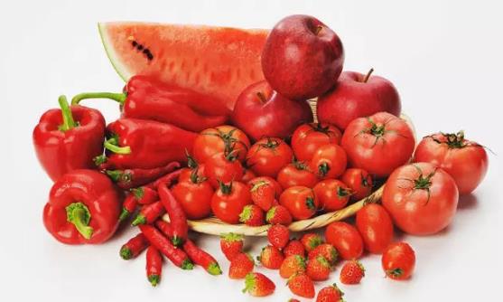 不同颜色的水果营养功效不同 对身体部位有着独特的功效作用
