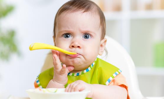 宝宝饮食吃得好不如吃得正确 吃饭坏习惯的改掉方法