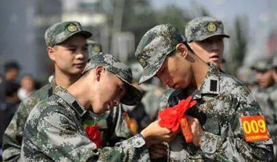 西安普瑞眼科医院治疗近视好?参军入伍,近视手术提前半年做准备