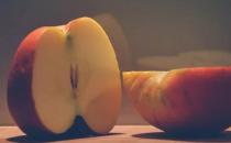 ​吃苹果减缓皮肤老化提高记忆力 晚上吃苹果的禁忌