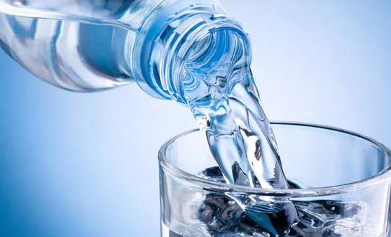 日常饮水远离不必要的健康风险 桶装水和自来水的健康饮用法