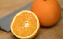 ​宝宝要少吃的五种水果 吃多柑橘引发胡萝卜素血症