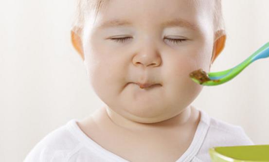 营养均衡的宝宝午餐食谱 能让宝宝摄入足够的能量