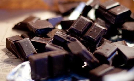 办公室你需要这些小零食来提神 草莓能使人精力充沛