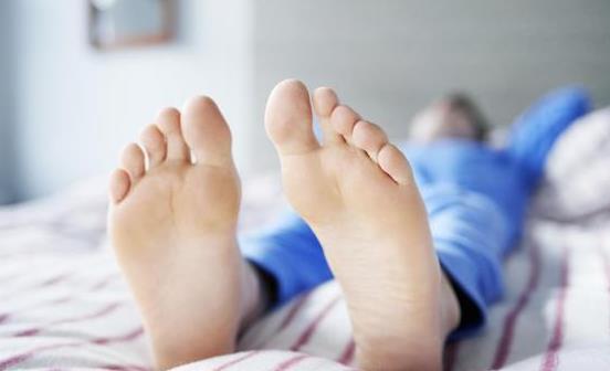 脚臭脚气让人难以忍耐 治疗脚臭的八偏方推荐