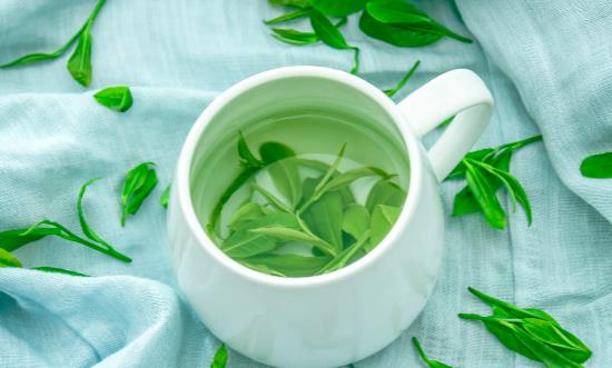 喝剩下的茶叶有甚么平常妙用 巧用茶渣解决生涯中的小问题 喝剩下的茶叶有什么日常妙用 巧用茶渣解决生活中的小问题（喝剩下的茶叶渣有什么用处） 生活妙招