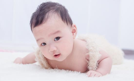 宝宝发烧如何应对 给宝宝退热警惕5个误区