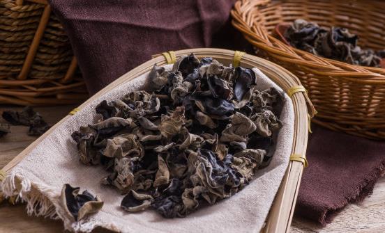 电脑辐射不利于身体健康 食物有减少电脑辐射危害的效果