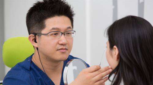 日本整形高须淳司医生，在上海为您提供纯正的日式整形服务