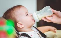 ​冲泡奶粉的温度多少合适 宝宝日常喝牛奶禁忌
