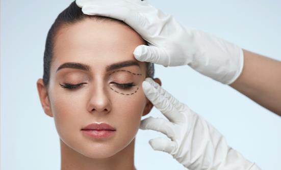 最适合割双眼皮的7种人 双眼皮手术前后五大注意事项