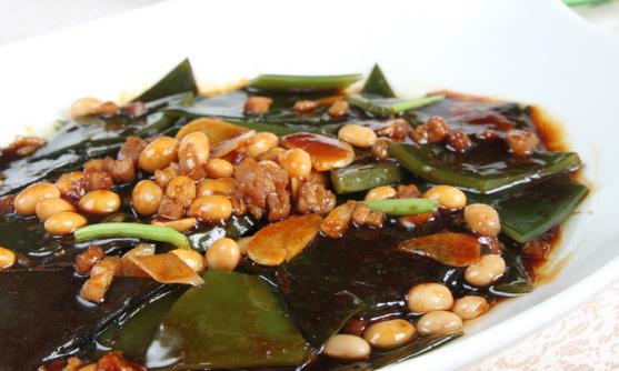 爱美之心人皆有之 有美白祛斑效果八款食谱推荐