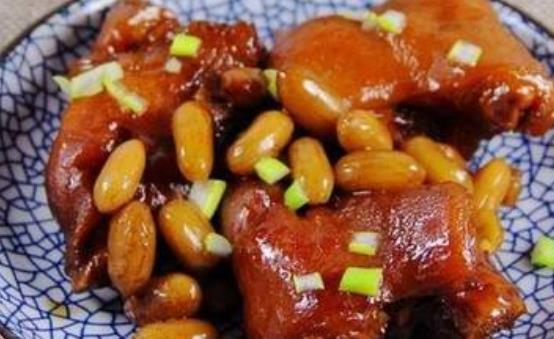 女性要轻松度过月经期 应多食用8款食谱